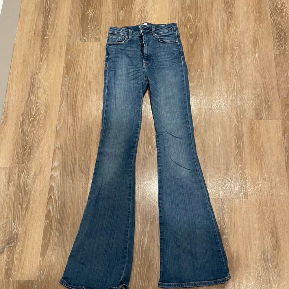 Hudson flare jeans size 25 (stretchy material will fit a 25 or 26)